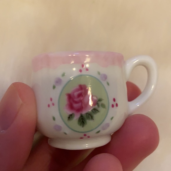 Rose five piece mini tea set - Picture 2 of 4